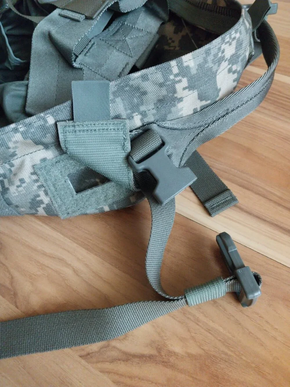 US Military NWOT UCP MOLLE II Medium Rucksack BAG ONLY - NO STRAPS, BELT, FRAME
